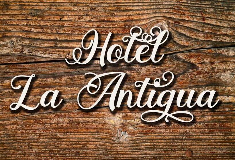 ホテル La Antigua