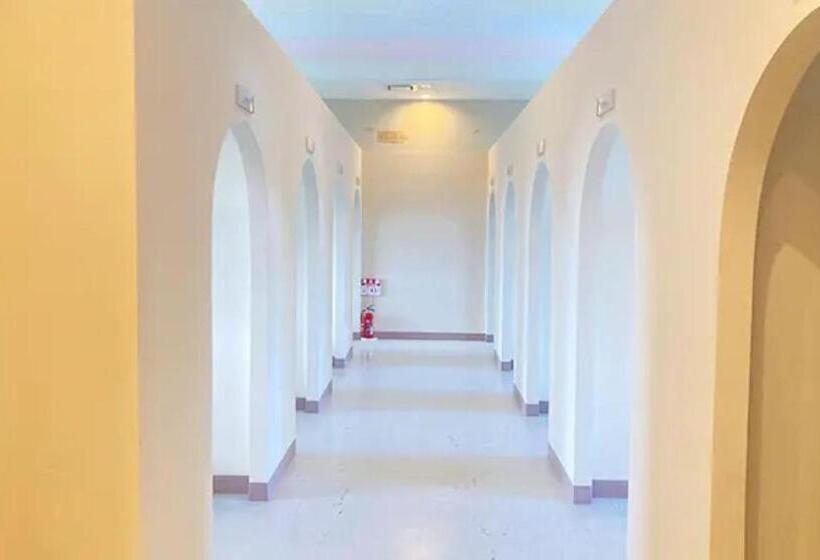 فندق Livinganywhere Commonsうるま Female Dormitory  Vacation Stay 15532v