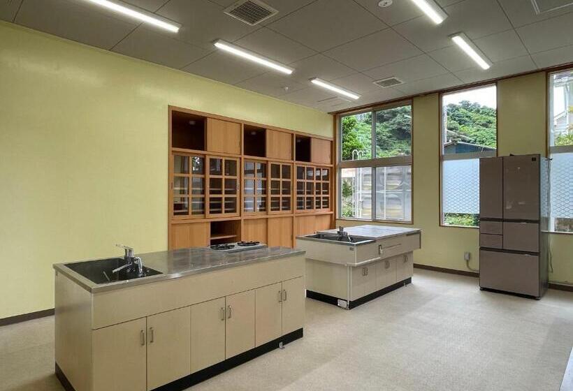 فندق Livinganywhere Commonsうるま Female Dormitory  Vacation Stay 15532v