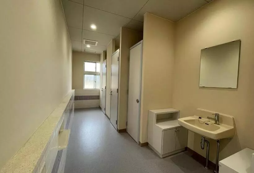 ホテル Livinganywhere Commonsうるま Female Dormitory  Vacation Stay 15532v