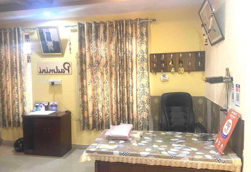 فندق Oyo Padmini Heritage