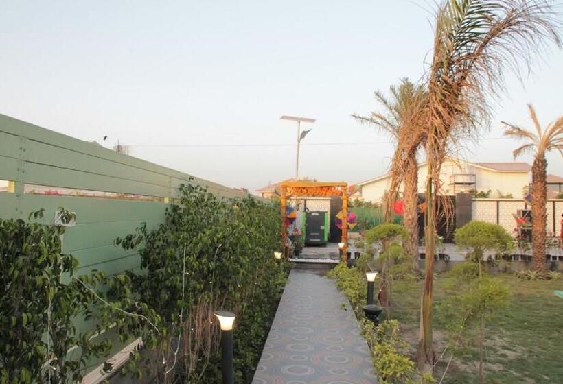 בית מלון כפרי Paradise 135