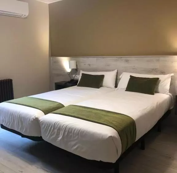 Hotelli Restaurante El Montico