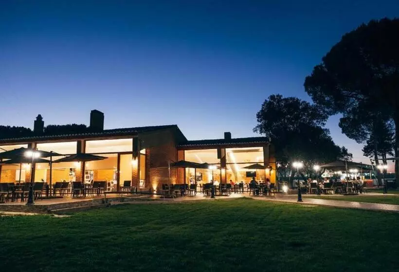 Hotelli Restaurante El Montico