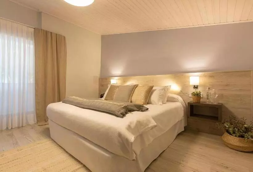 Hotelli Restaurante El Montico