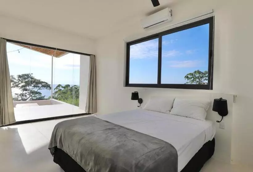 Les Roches   Paradise Retreat