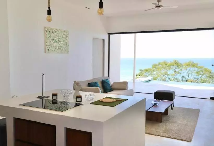 Les Roches   Paradise Retreat