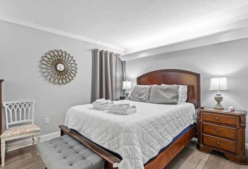 Ocean Pearl At Atlantica