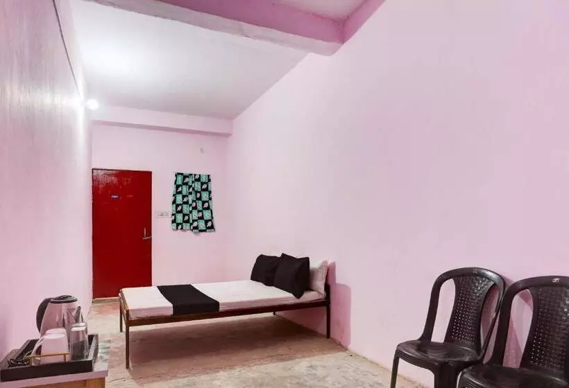 Oyo Flagship Hotel Ashra Inn