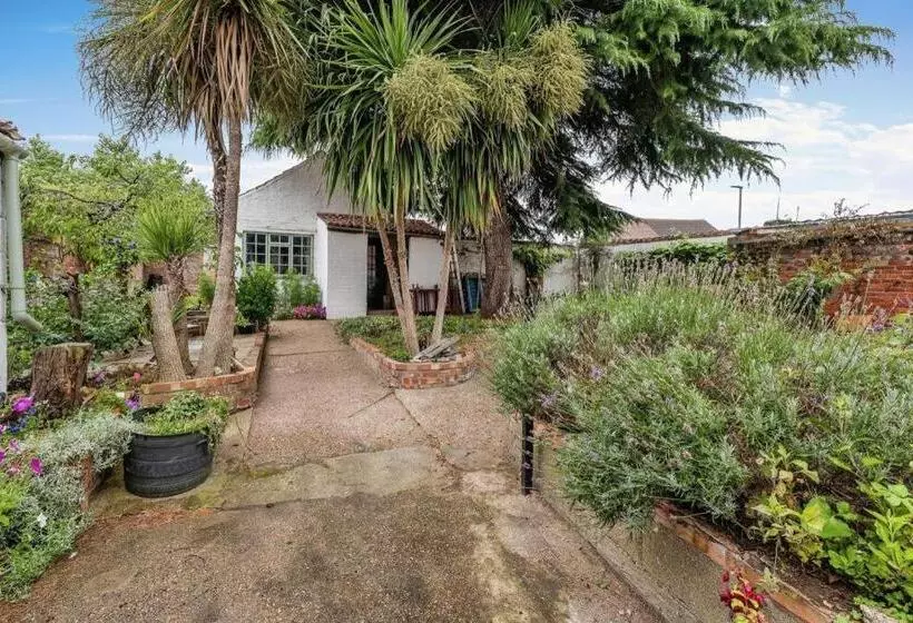 Majatalo Archway House