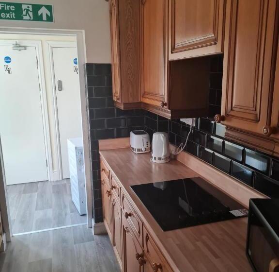 膳宿费 Brighton Rd