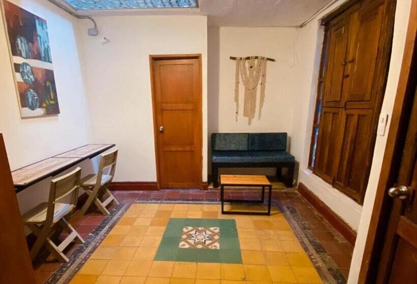 Pension Hostal Patio Del Río