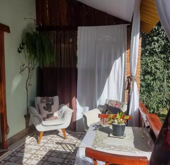 Retkeilymaja Pousada Rancho Das Flores