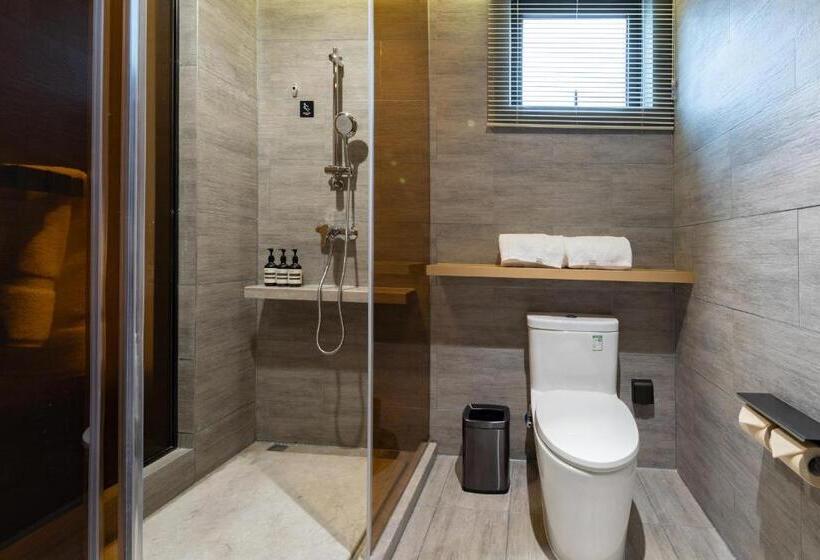 Atour Hotel Yichun Administrative Center