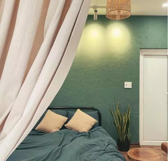 Babahouse2 Homestay Tp Vinh, View Sân Vườn