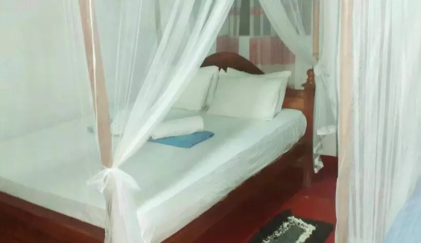 Aamiaismajoitus (B&B) Bamboo Home Stay Hiriketiya