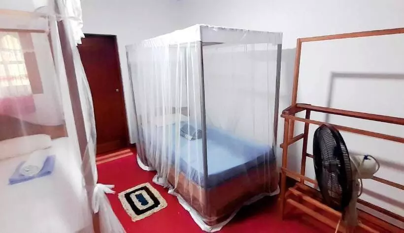 Aamiaismajoitus (B&B) Bamboo Home Stay Hiriketiya