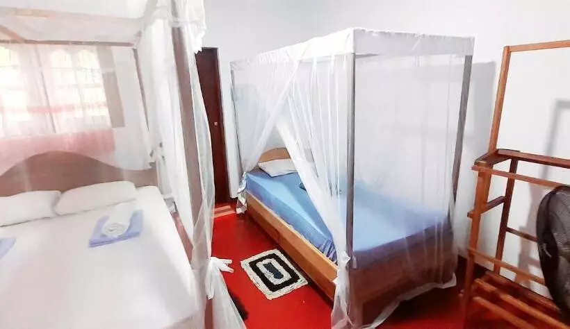 Aamiaismajoitus (B&B) Bamboo Home Stay Hiriketiya