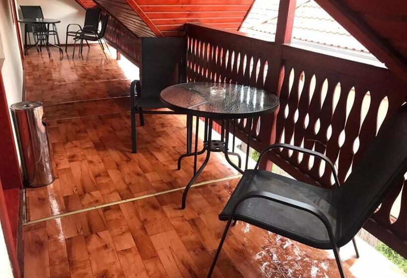 민박 Szépasszony Panzió