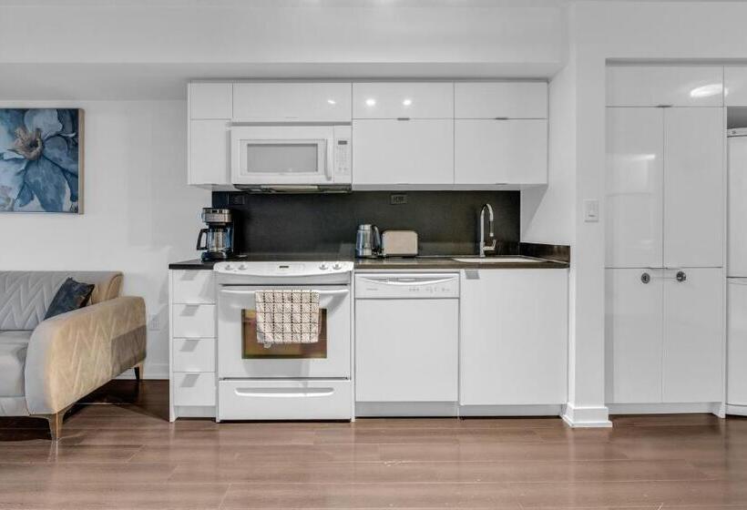 Cityplace Luxury Suites