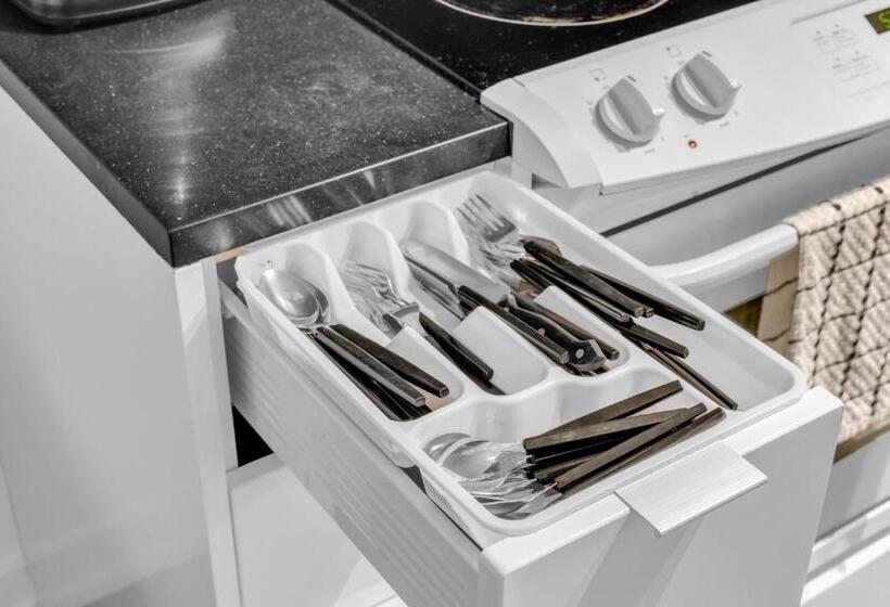 Cityplace Luxury Suites