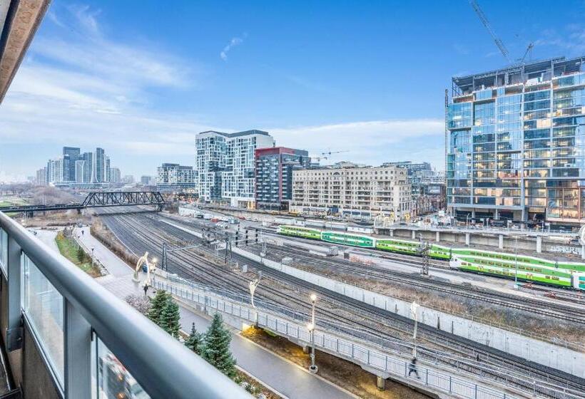 Cityplace Luxury Suites