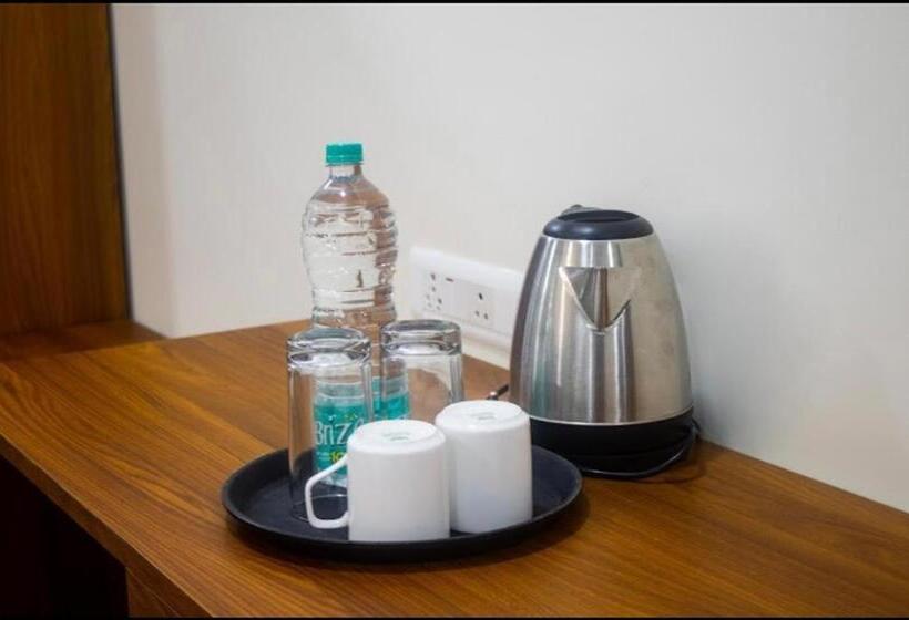 Hotel Candolim Grande By The Four Season , Goa