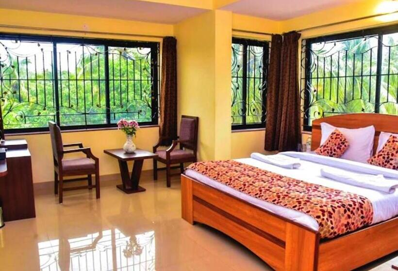 Hotel Candolim Grande By The Four Season , Goa