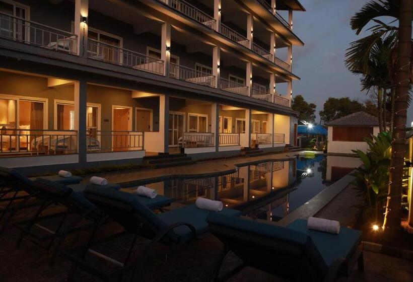 Отель Gracias Cafe & Resort