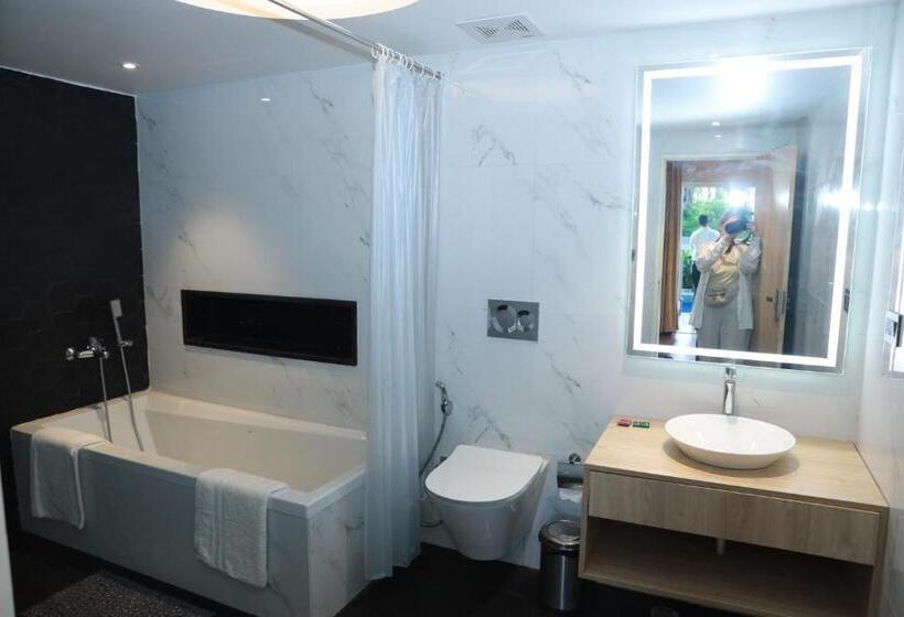 Отель Gracias Cafe & Resort