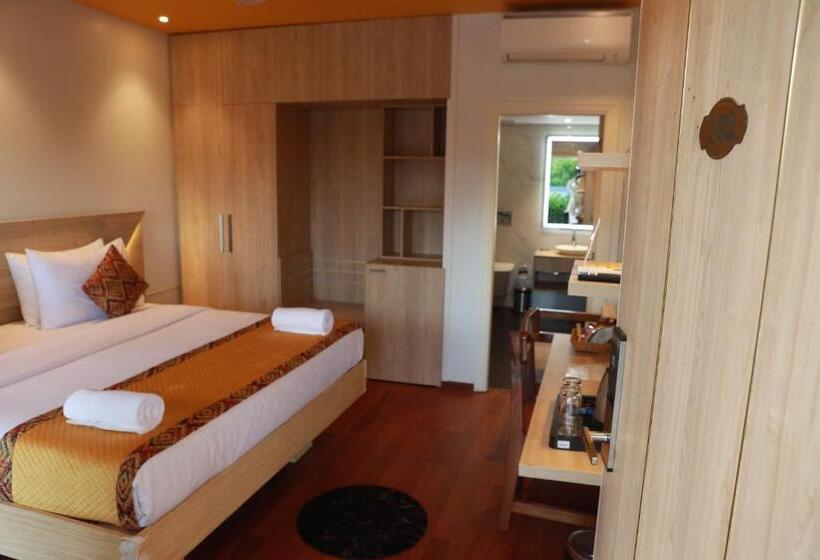 Отель Gracias Cafe & Resort