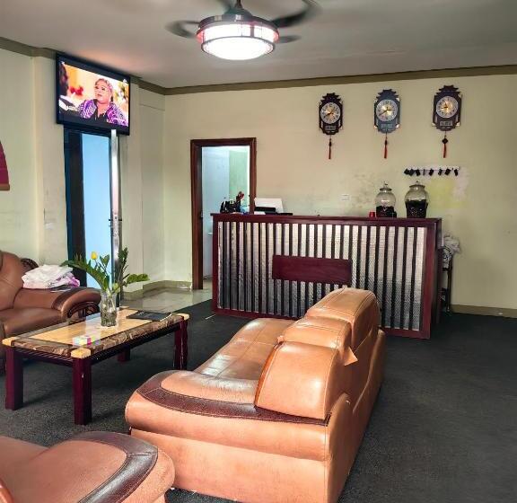 Отель Hong Yuan Primier