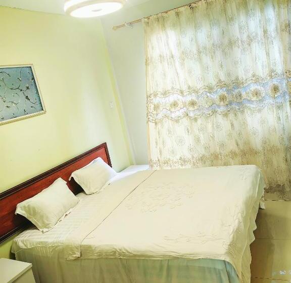 Отель Hong Yuan Primier