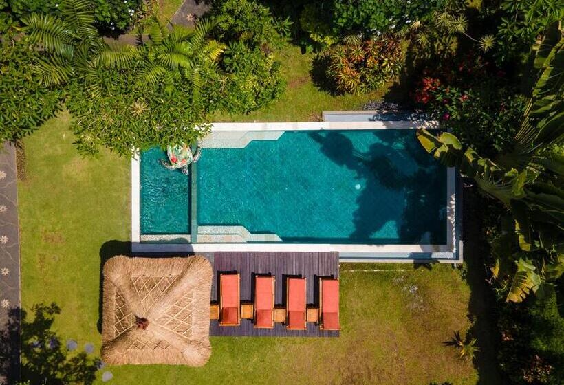 ホテル Kamayana Paradise