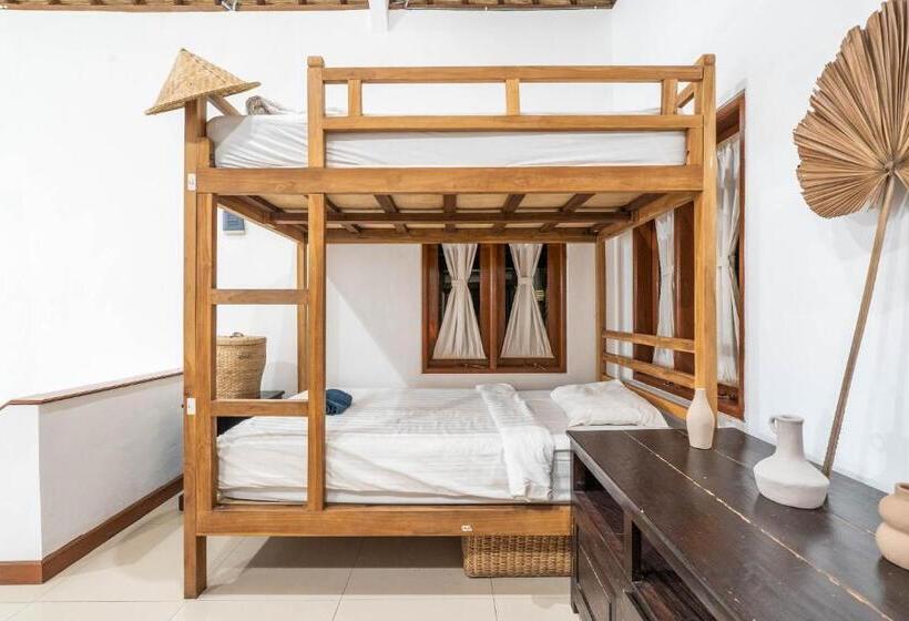 ホテル Kamayana Paradise