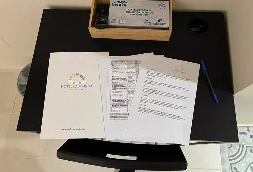 ホテル Marina Elche