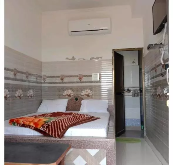 Hotelli Prem Vilas Paradise By Wb Inn
