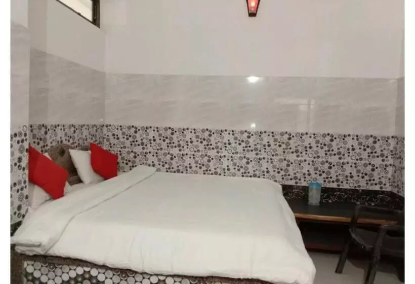 Hotelli Prem Vilas Paradise By Wb Inn