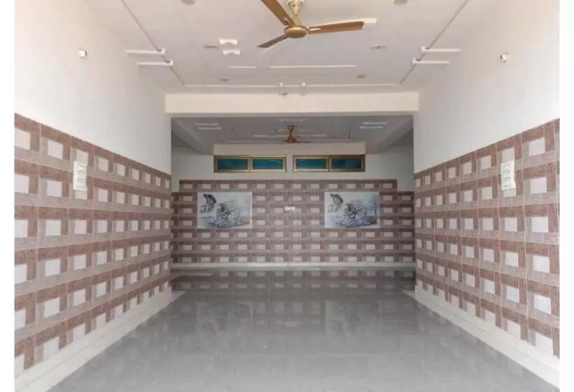 Hotelli Prem Vilas Paradise By Wb Inn