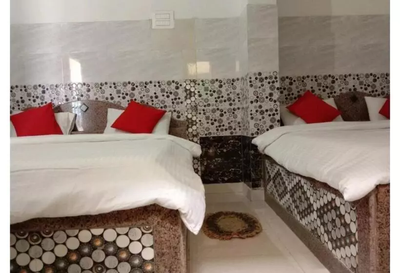 Hotelli Prem Vilas Paradise By Wb Inn