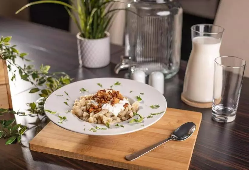 Hotelli Termály Malé Bielice