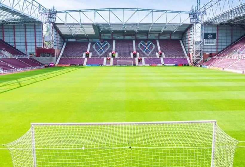 هتل Tynecastle Park