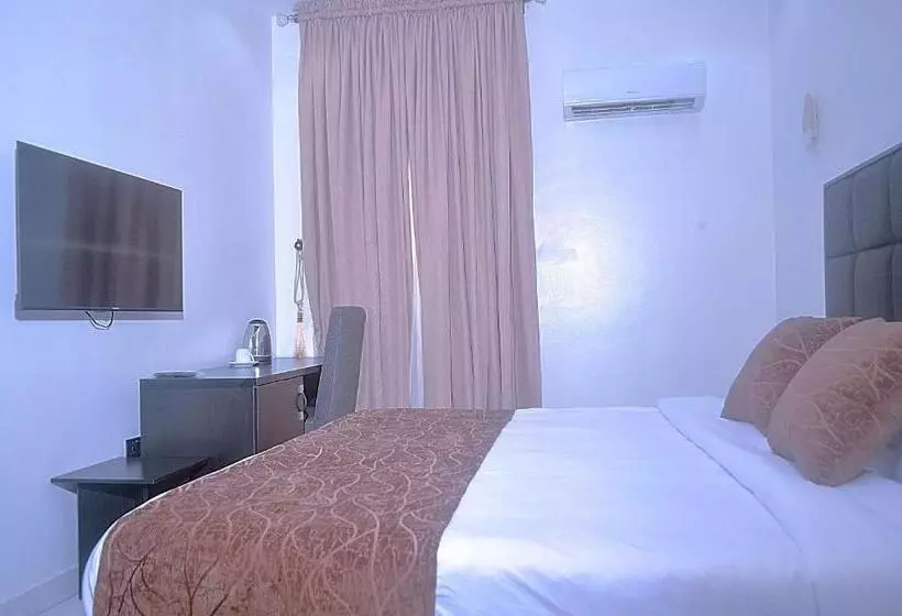 Kendronna Hotel And Suites