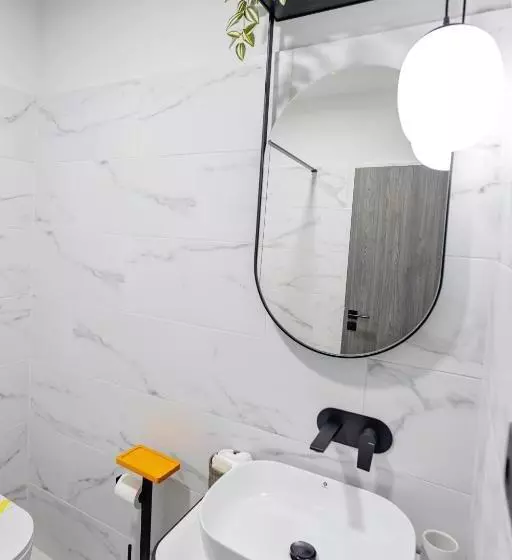 Majatalo Complex Acom