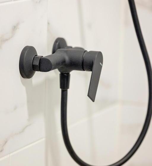 膳宿费 Complex Acom