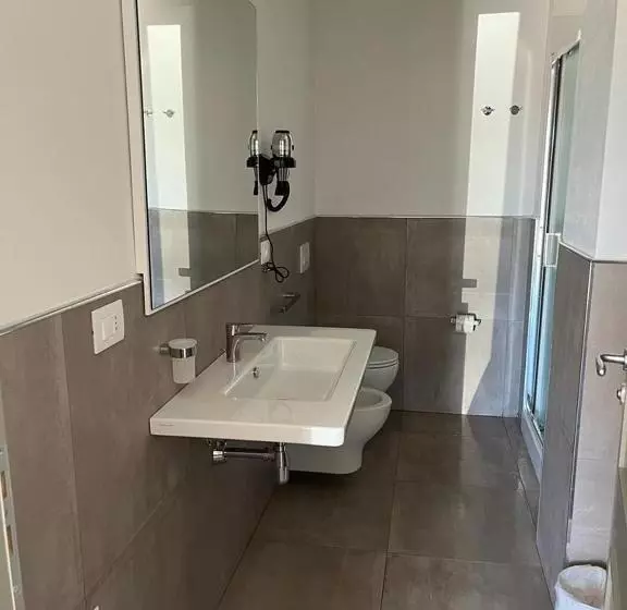 ペンション Policaretto Rooms