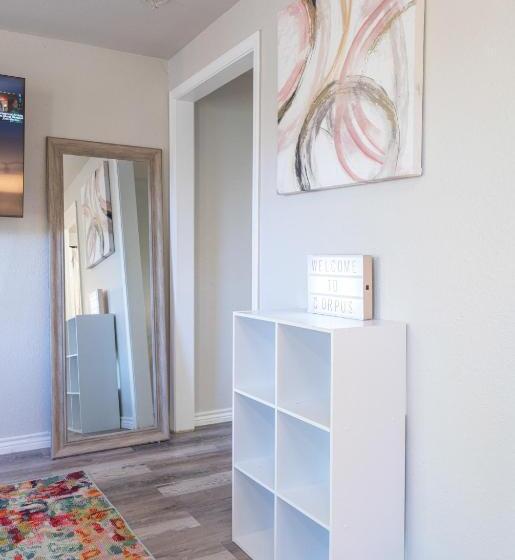 Panzió Winter Discounts Pink Studio, Central Location