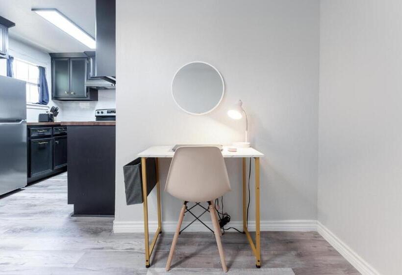 Panzió Winter Discounts Pink Studio, Central Location