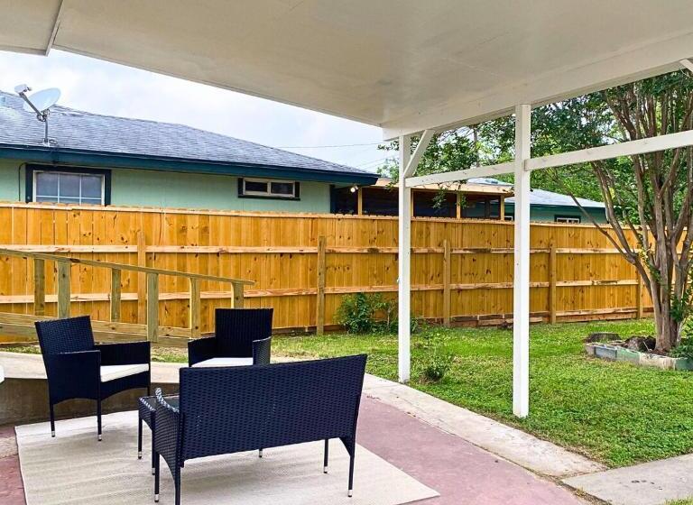 Panzió Winter Discounts Pink Studio, Central Location