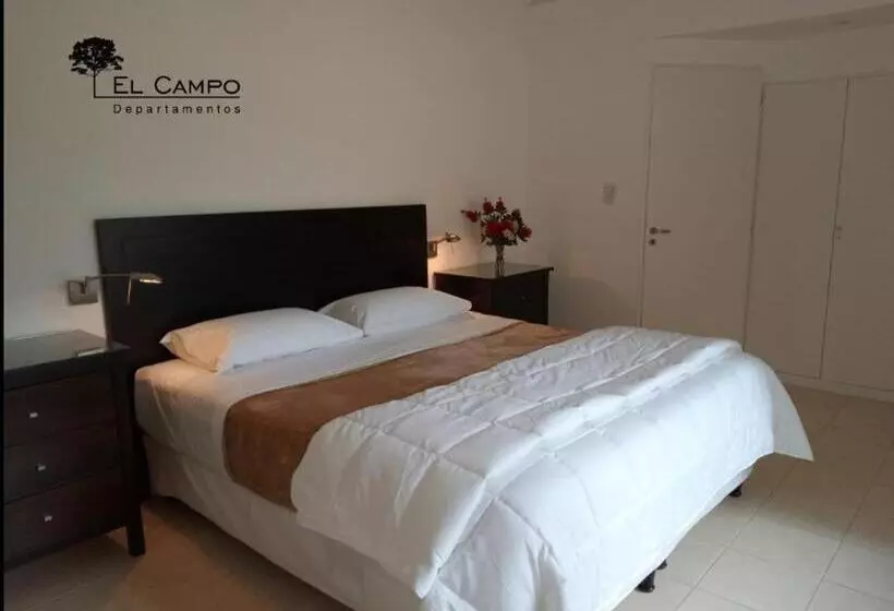 リゾートホテル El Campo Departamentos